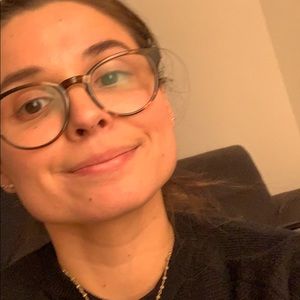 Meet your Posher, Marcela